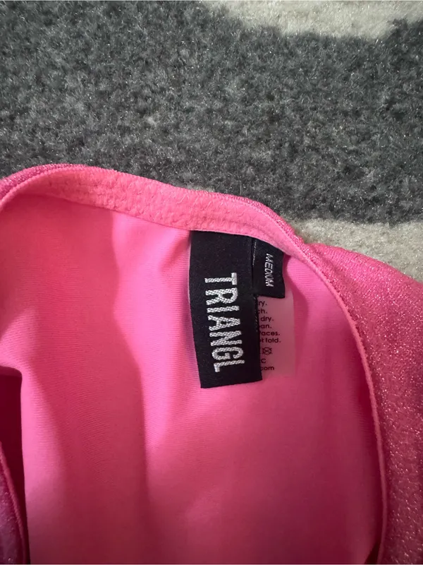 Triangl sparkle bikini Size M - Image 3