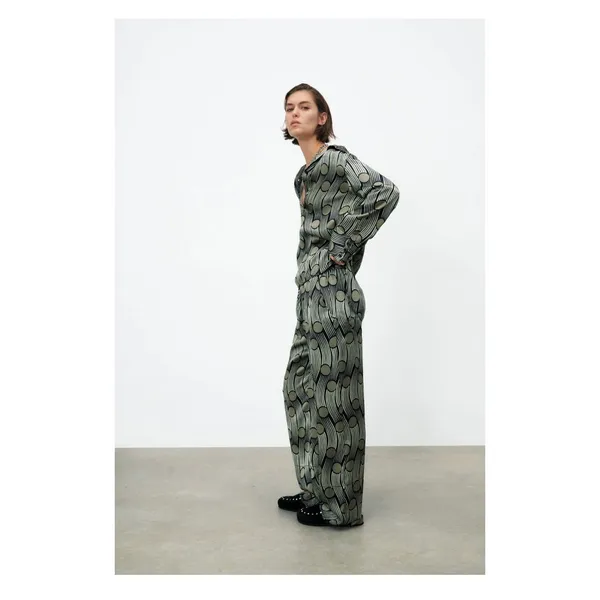 Zara Green Geometric Flowy Satin Cropped Pants Size Large Abstract Funky Boho - Image 8