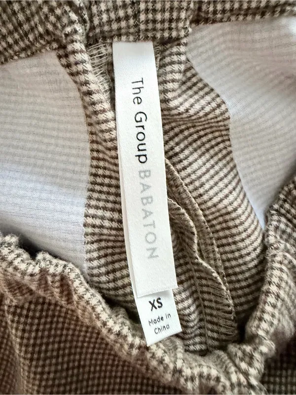 Aritzia The Group by Babaton Plaid Elastic Waist Drawstring Pants - Image 3