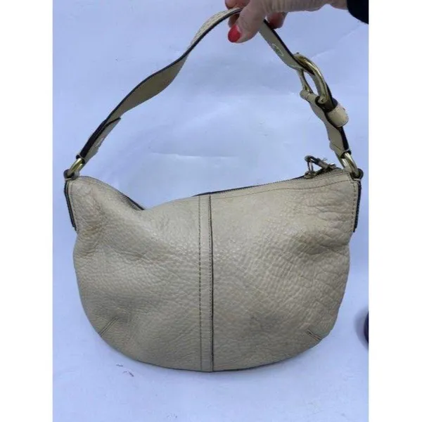 coach beige leather shoulder bag - Image 2
