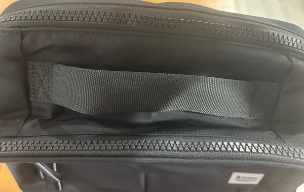 Lululemon Everyday Backpack 21L - Image 4