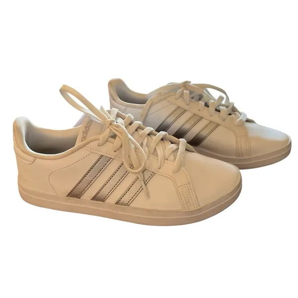 Adidas Womens Size 7 Grand Court Cloudfoam Lifestyle Sneakers White Silver Metal - Image 2