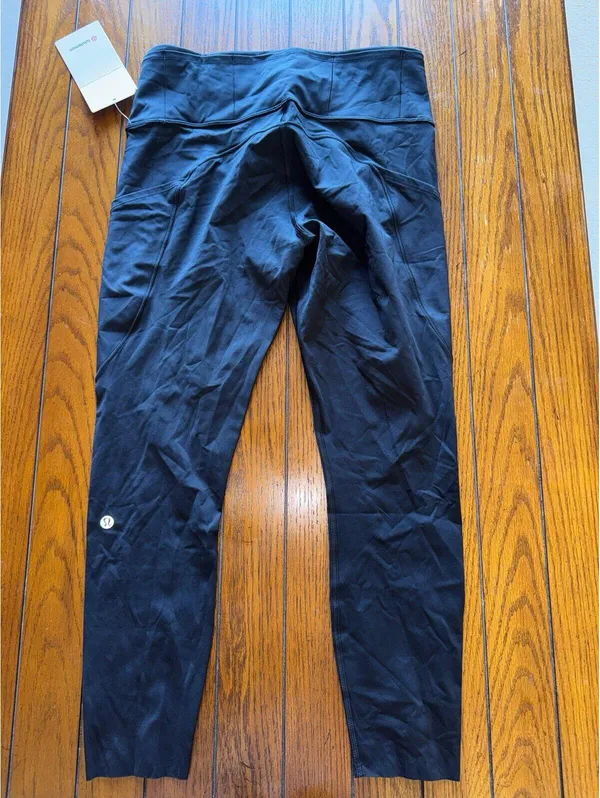 Lululemon Fast & Free With Pockets High Rise 25” Black Size 10 NWT - Image 3