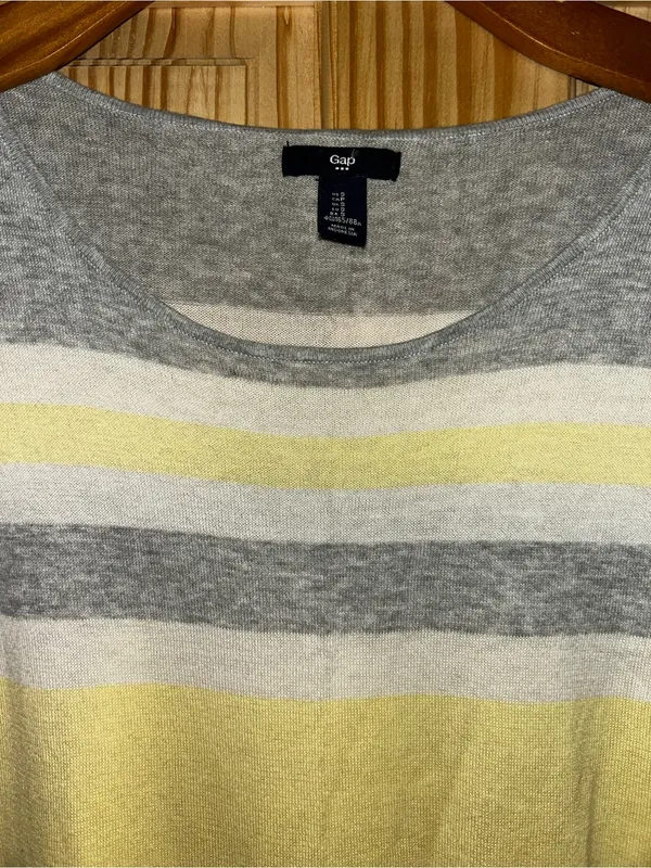 GAP Women’s Lightweight Scoop Neck Striped Sweater - Image 2