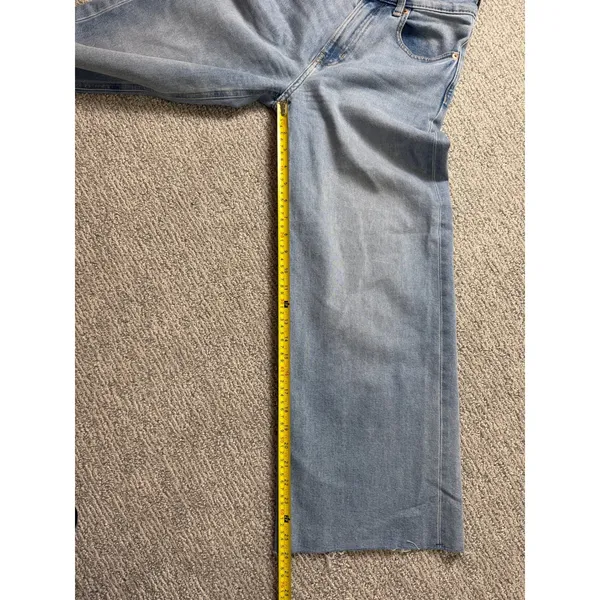 H&M Women Light Wash High Waist Wide Leg Raw Hem Jeans Size 2 US 34 EUR‎ - Image 6
