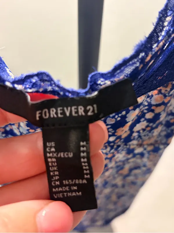 Makeup Forever Navy Floral Satin Lace-Trim Chemise - Image 4