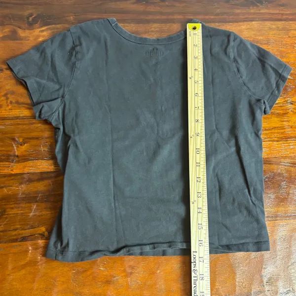 Hollister Nashville Graphic Crop Women's‎ Size Small Charcoal Gray Short Sleeve - Image 7