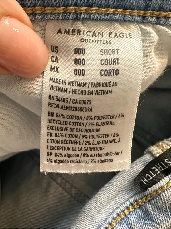 American Eagle Women’s Distressed High Rise Light Wash Jeans Size 000 Short - Image 5