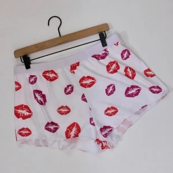 NEW!! HOT LIPS Lipstick Kiss Cropped Loungewear Two Piece Set Top Shorts XXL 2XL - Image 4
