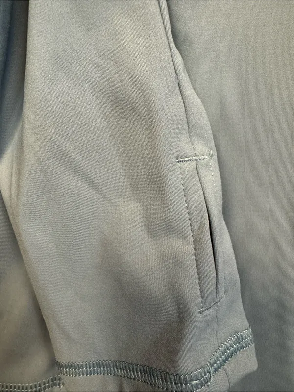 Gymshark Elevate Tracktop Faded Blue Size Medium NWOT - Image 4