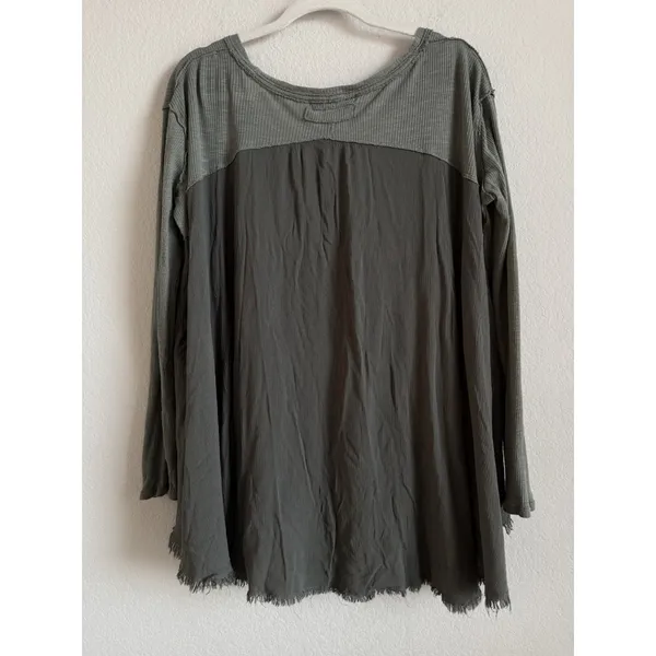 Free People We The Free TT Special Tee Crop Draping Long Sleeve Thermal Top Sz M - Image 2
