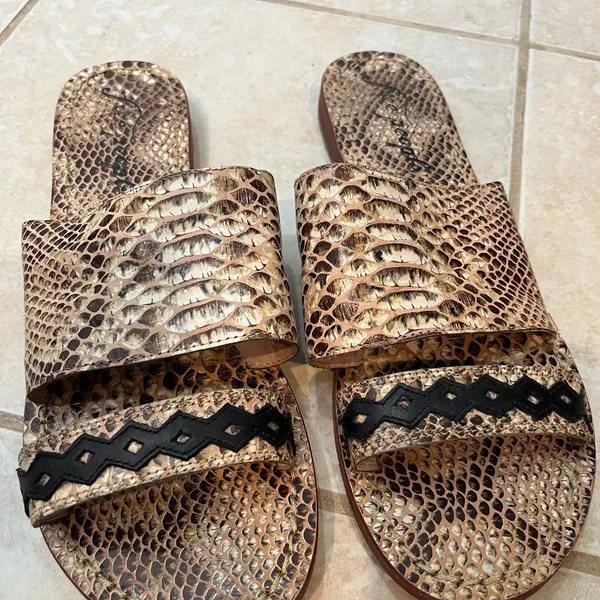 Free People Saturaday Snake Strappy Leather‎ Flat Sandals 41/10 Casual - Image 3