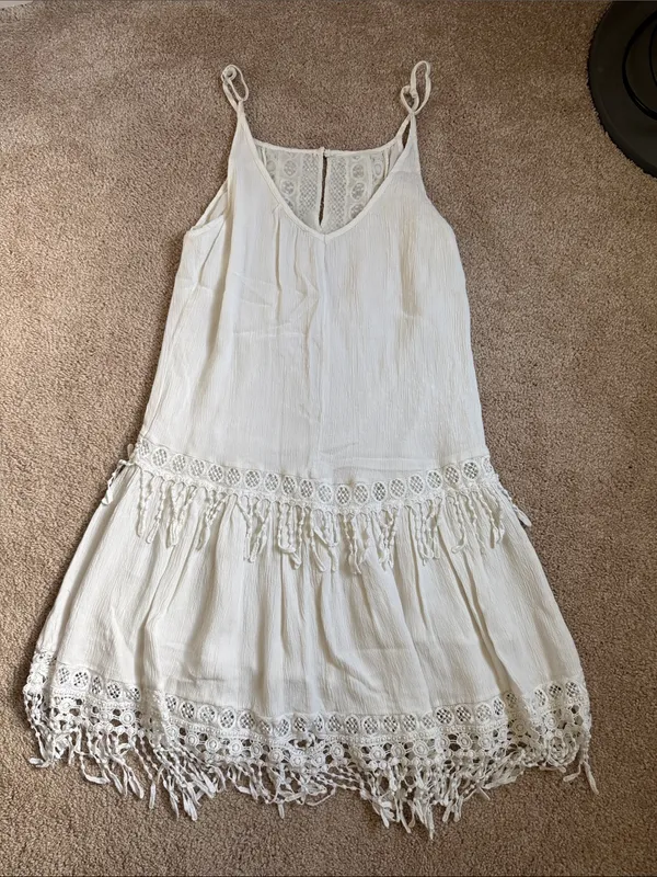 American Eagle Outfitters Tiered Off White Fringe Shift Dress. Size Small - Image 10