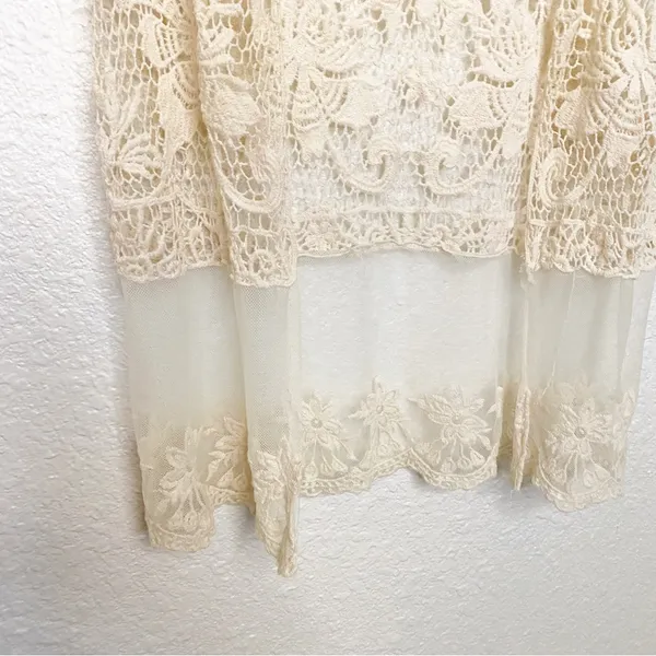 Vivid Collection Of Ny Crochet Open Face Vest Size M - Image 5