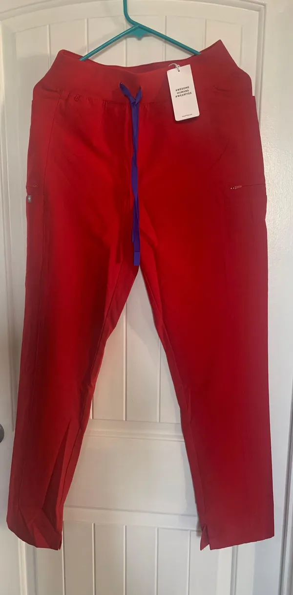 FIGS MAYFAIR SCRUB PANTS - Image 11
