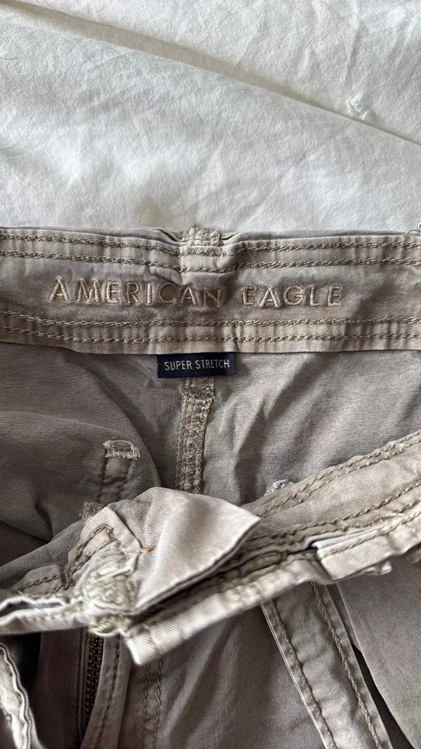 American Eagle Super Stretch Size 2 Shorts With Belt - Image 3