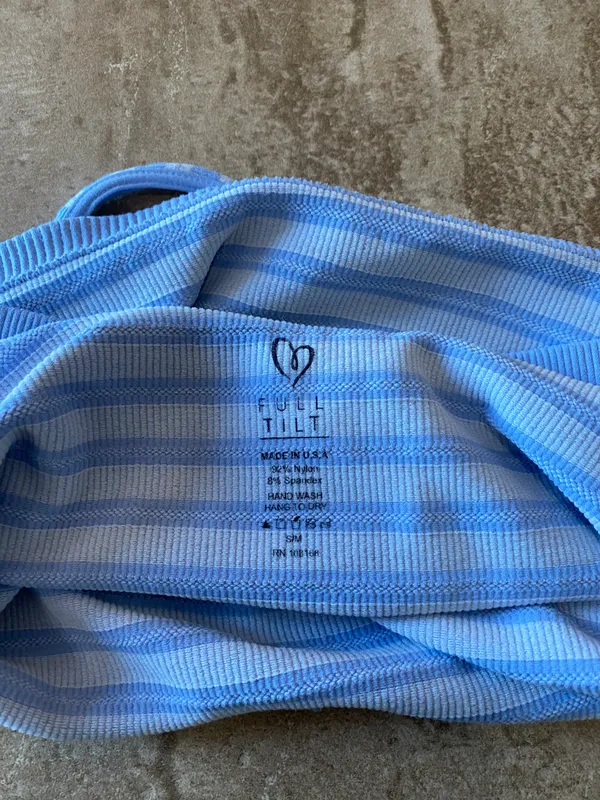 Tillys baby blue stripped halter cropped top - Image 3