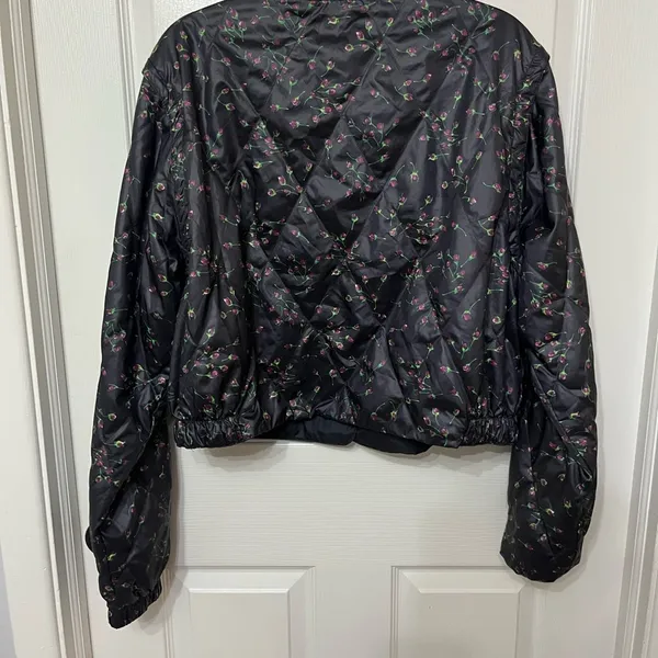 Nike‎ Sportswear Icon Clash Quilted Jacket black floral size large - Image 8