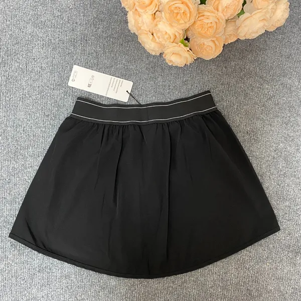Alo Yoga Black Mini Skirt, Size M - Image 4