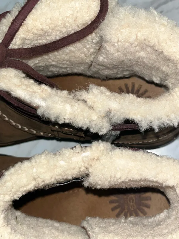 UGG Women’sankle boots size 6 - Image 3