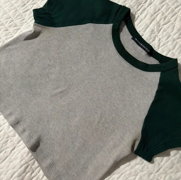 Brandy Melville Baby Doll Tee - Image 2