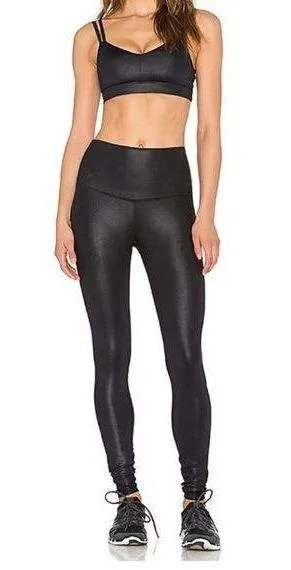 Alo Legging in Black Glossy - Image 2