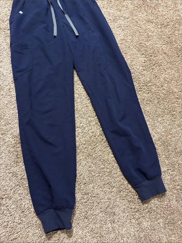 Figs Women’s Navy Blue Zamora Jogger Scrub Pants Small Tall - Image 3
