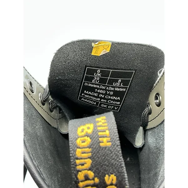 Doc Dr. Martens 1460 YS 8-Eye Gray Patent Leather Combat Boots Women's UK 6 US 8 - Image 12