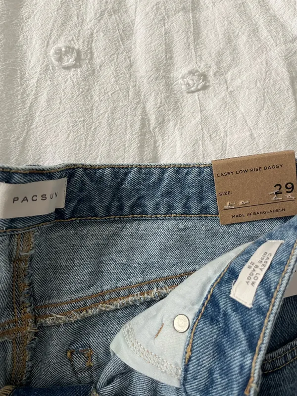 Casey Low-Rise PacSun Baggy - Image 5
