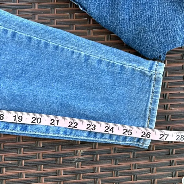 Levi’s High waisted Taper‎ jeans Size 25 - Image 12
