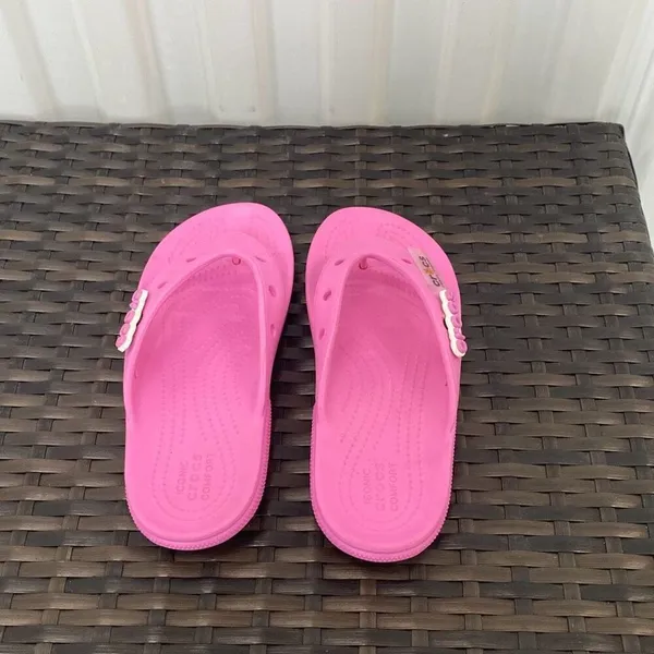 Croc sandals, women’s size 5 - Image 3