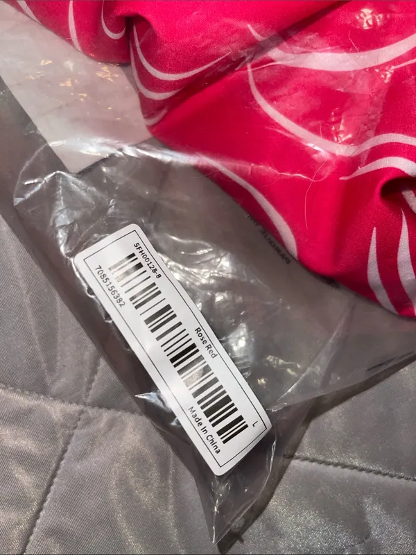 NWT Pink Abstract Wave Blouse – Size M- Lightweight & Flowy - Image 2