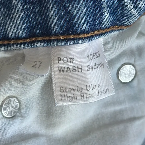 Reformation Stevie Ultra High Rise Jeans in Sydney Wash Sz 27 - Image 7