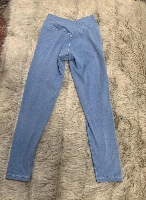 Aerie Offline Real Me Crossover High Waisted 7/8 Leggings Size Medium - Image 2
