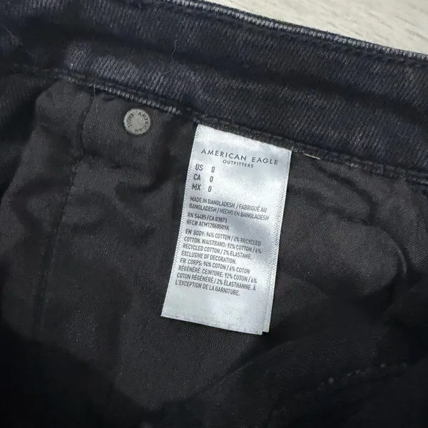 American Eagle Ripped Mom Shorts Black Size 0 - Image 6