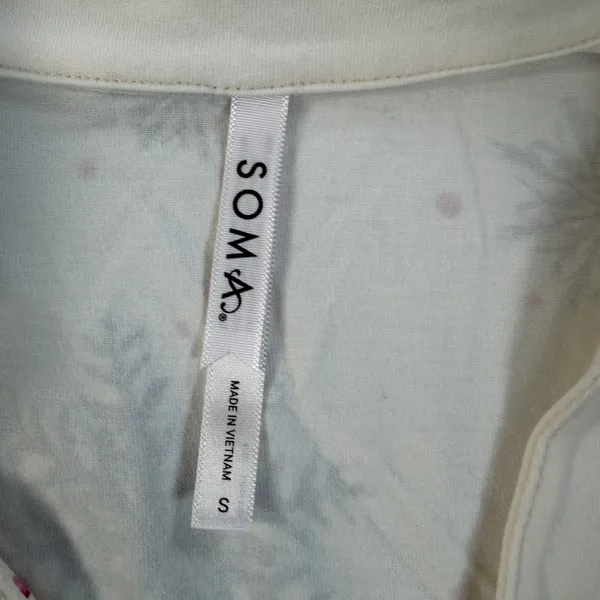 SOMA Women's Small Embraceable Pajama Set Long Sleeve Cream Snowflake Winter - Image 4