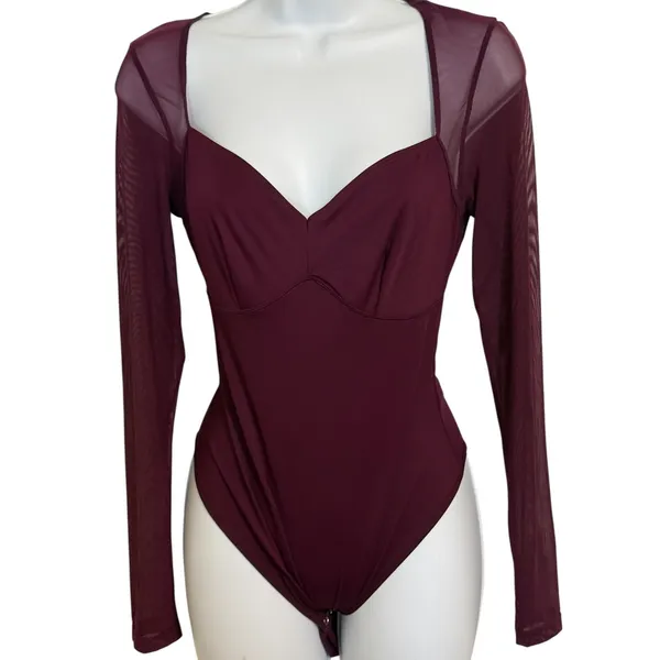 FEELINGIRL‎ Burgundy Sheer Mesh Long Sleeve Sweetheart Neck Bodysuit NWT Medium - Image 2