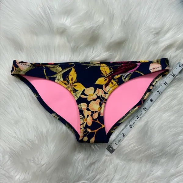 TRIANGL Swimwear Floral Bikini Bottom - Image 5
