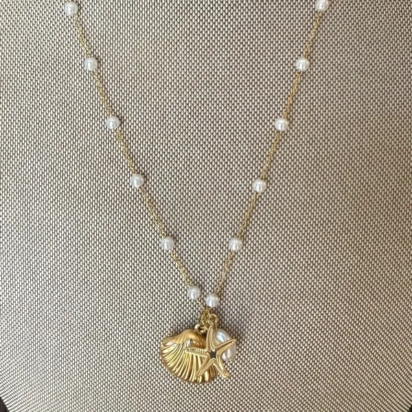 Gold Tobe Shell and Pearl Necklace - Image 3