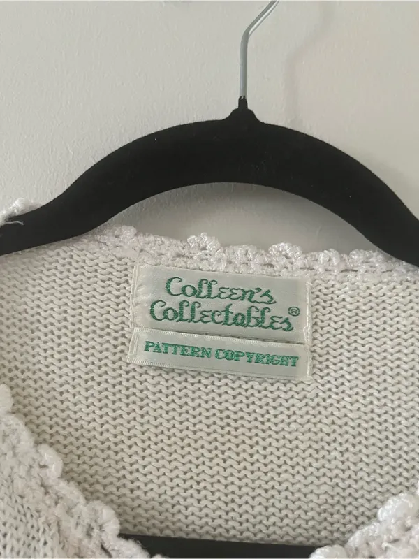 Vintage White Crochet Knit Sweater Pearl Embellished Large Cottagecore Grandma - Image 2
