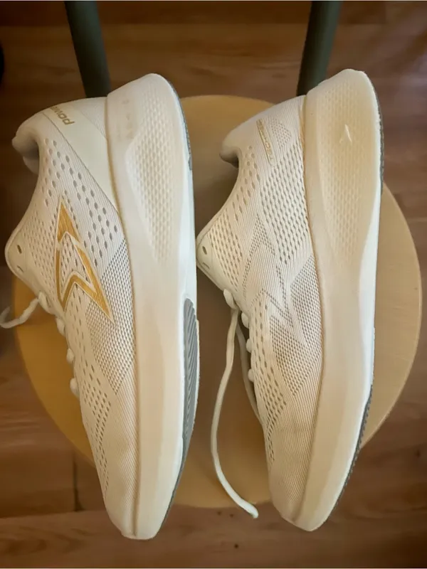 BATA XORISE +100 RN FROS White Lace-Up Sneakers with Power Gold Tag - Size 7 - Image 5