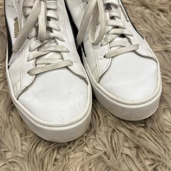 Puma sneakers size 8.5 - Image 8