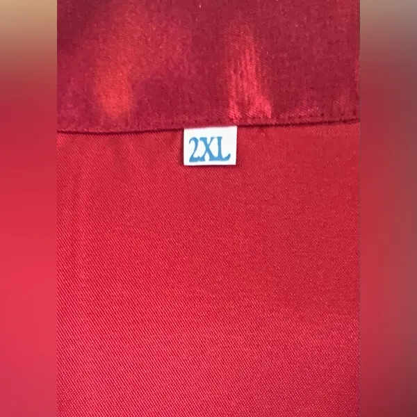 Dark pink satin 2 piece short pajama set (only one set for sale) - Image 11