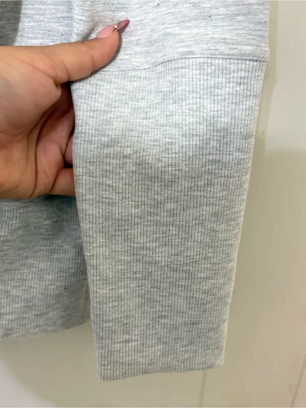 Lululemon High Lines Pullover Heathered Core Ultra Light Gray Size 10 Thumbholes - Image 5