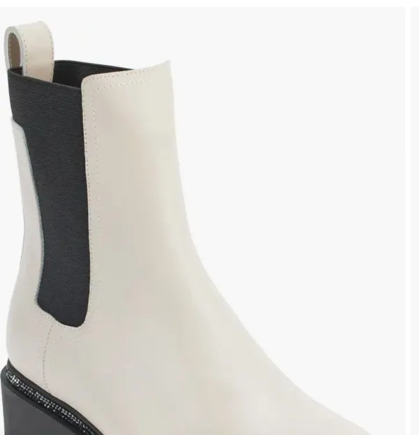 DKNY crystal boots size 6.5 - Image 4