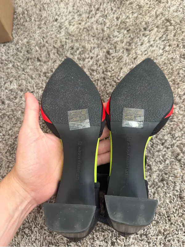 United Nude Red and Black Pointed Toe Mary Jane Heels Size 37 or 6.5 - Image 8