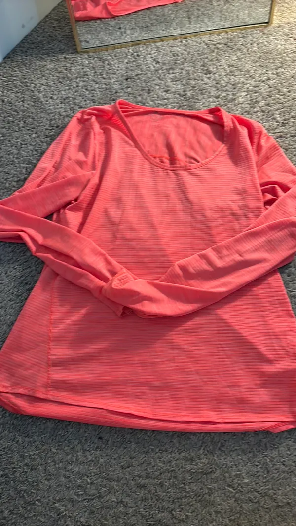 Athleta Workout Top Long Sleeve - Image 6