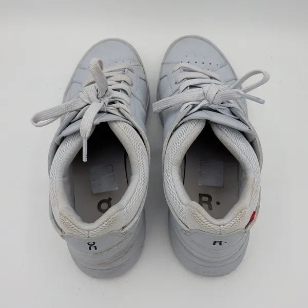 On Running The Roger Clubhouse‎ Heather Blue Womens 8.5 Sneakers 3WD11072350 - Image 6