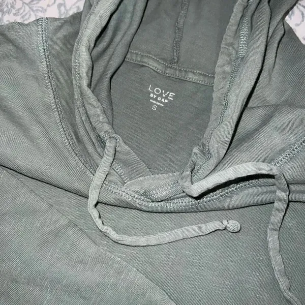 Sage green sweat shirt cropped hoodie bundle set size S - Image 4