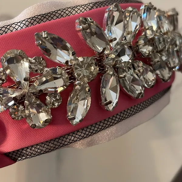 Elegant Pink Embellished Headband - Image 6